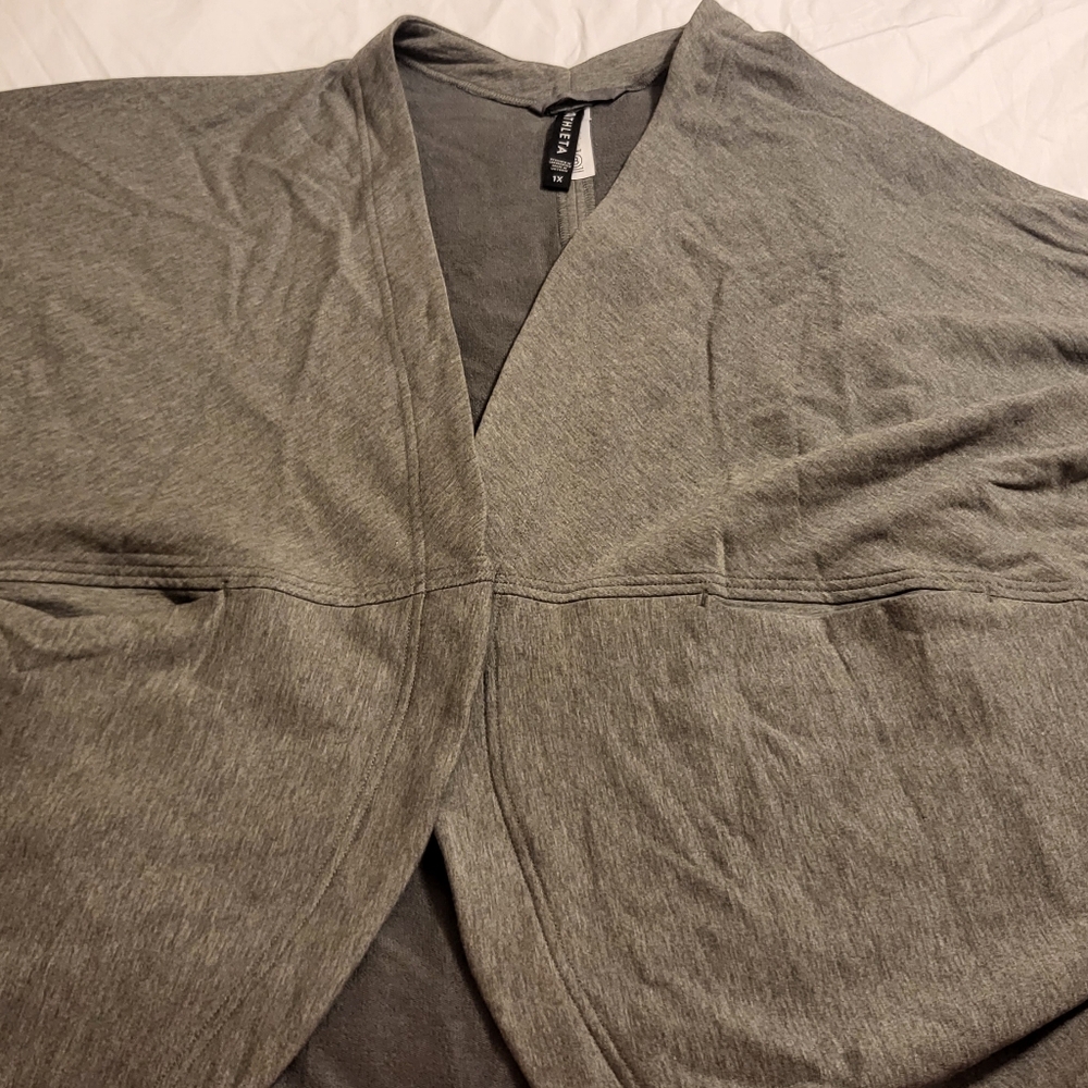 Athleta Batwing Shawl/Cover